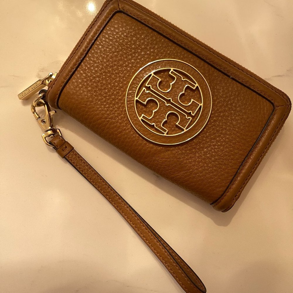 Tory Burch Wristlet